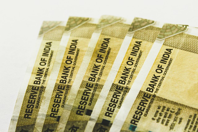 bankovky, indické rupie